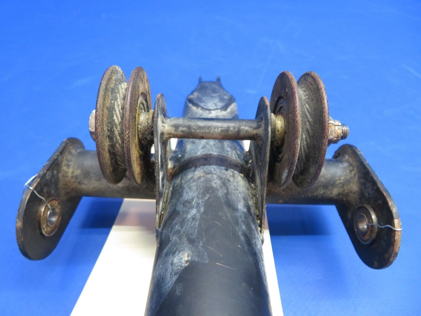 Piper PA-28-180 Cherokee Control Column Tee Bar Assy P/N 62703-33 (0323-729)