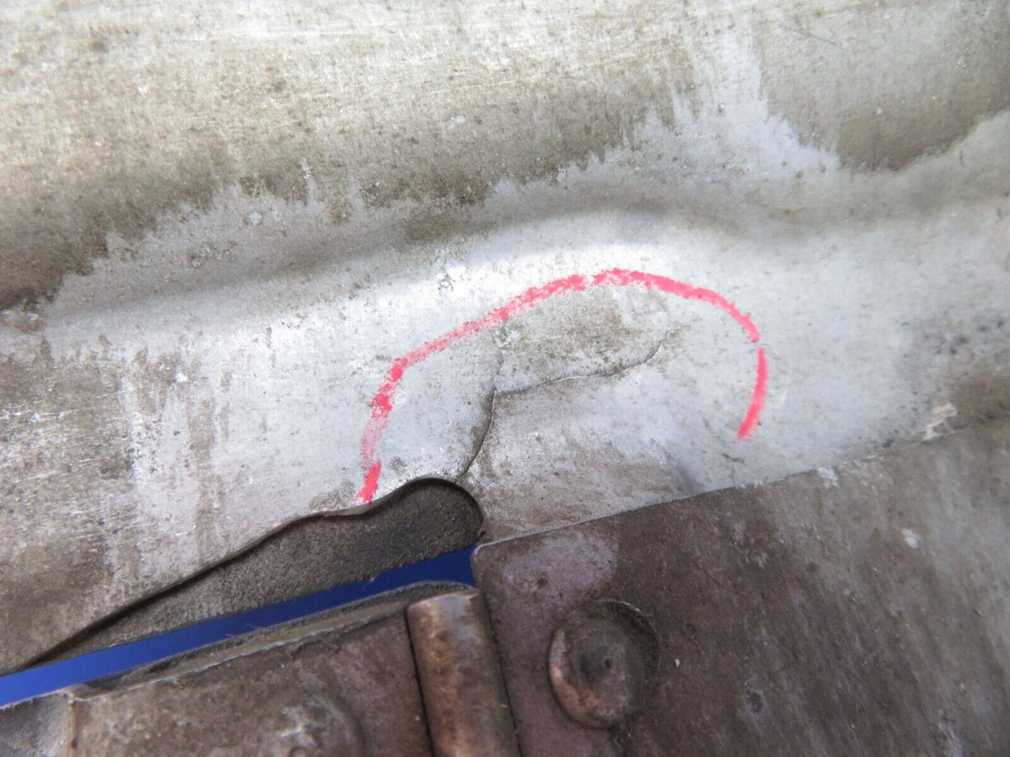 Cessna Cardinal 177 Lower Cowl Assembly w/ Cowl Flaps P/N 1752090-200 (1123-247)