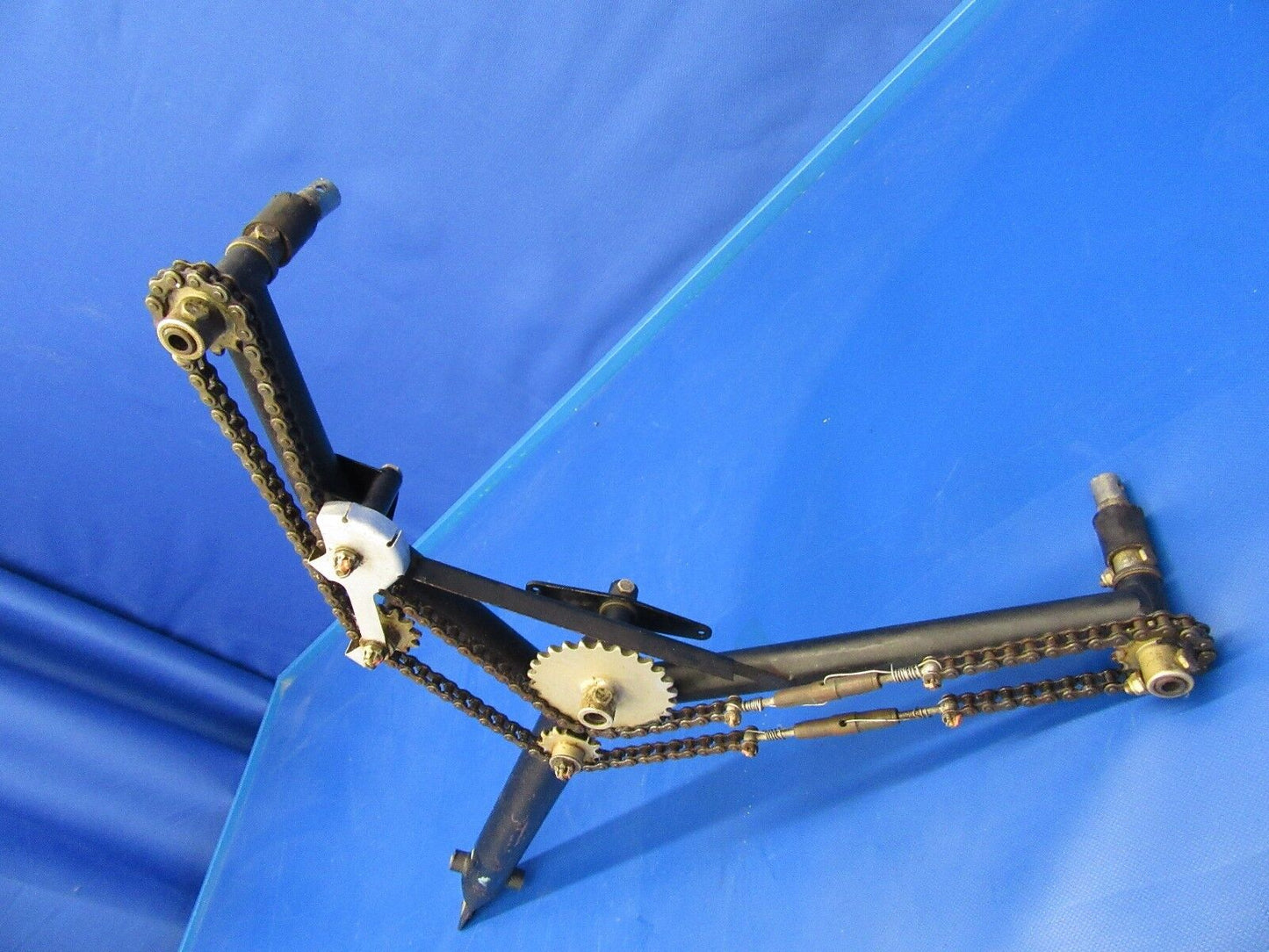 Cessna 150 152 Control Column Y Assy P/N 0460128-1 (0617-152)