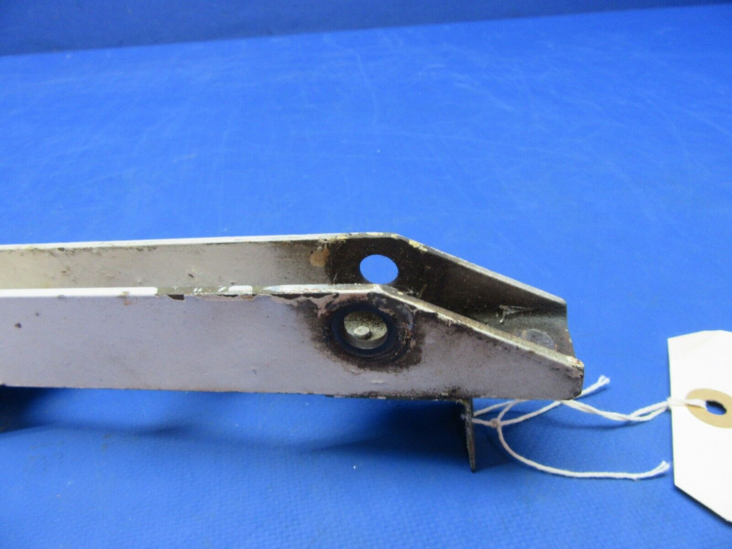 Beech 24 Series RH Main Gear Retract Brace P/N 169-810027-2 (0923-18)