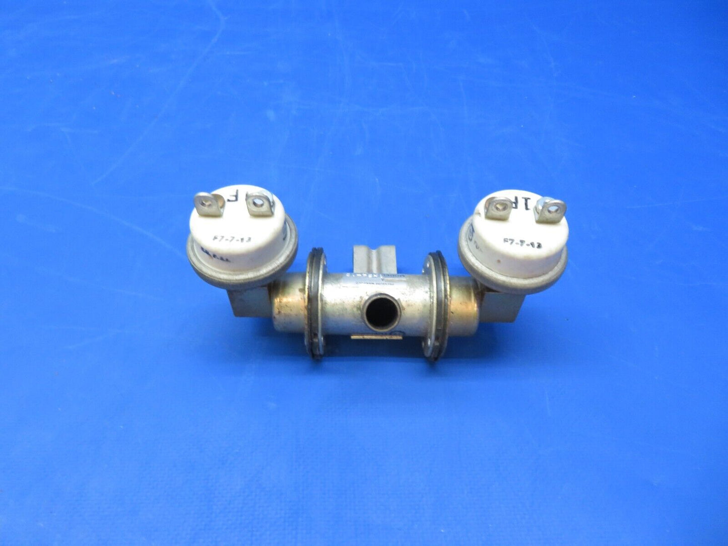 Airborne Piper PA-31P-350 Pressure Manifold P/N 1H24-12 CORE (0923-543)