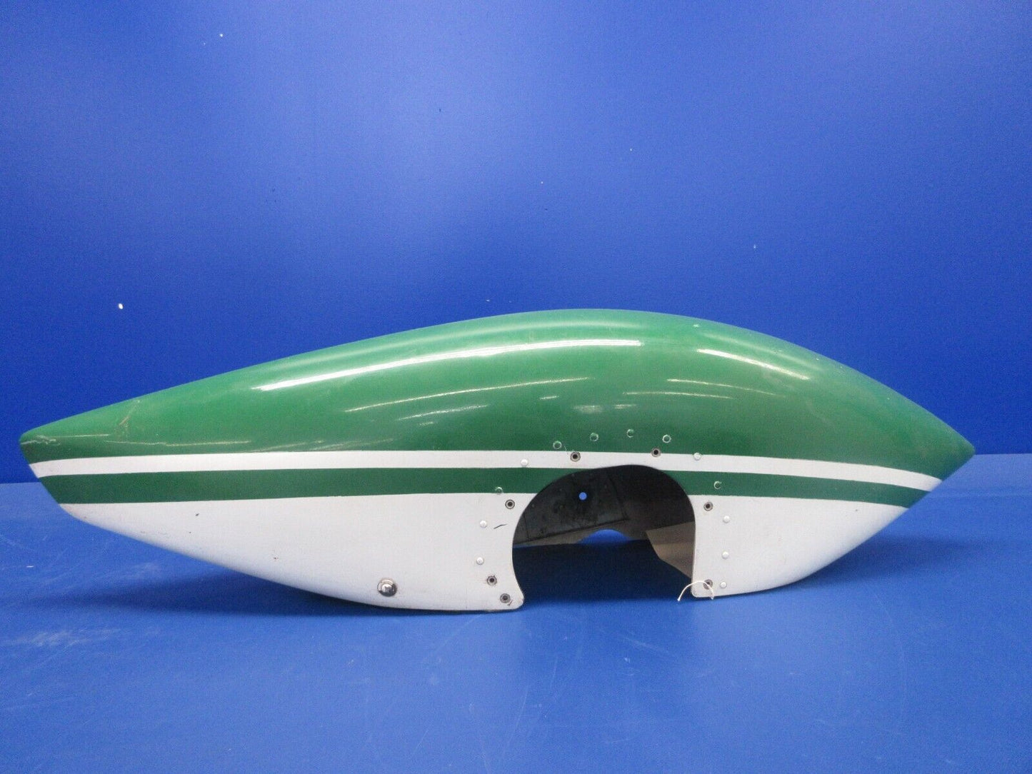 Cessna 150 / 172 LH Wheel Fairing Assy P/N 0541185-5 (0224-1082)