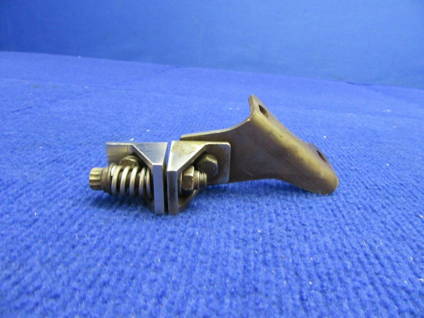 Cirrus SR-22 Turbo Support Bracket FWD Upper P/N ETI-G2-600-124 (0122-462)