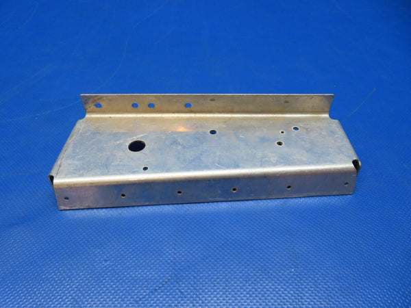 Cessna Bulkhead P/N 0713008-3 NOS (0224-272)