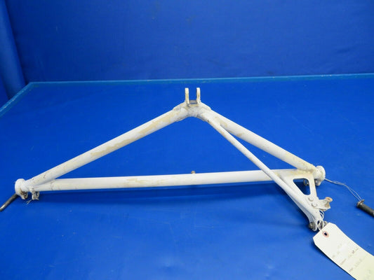 Beech Baron B58 Brace Main Landing Gear Retract LH 35-815155-610 (1216-162)