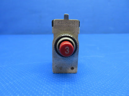 Beech D95A Travel Air Toggle Switches & Circuit Breakers LOT OF 13 (0324-1725)