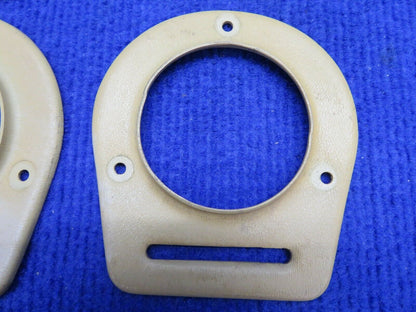 Piper Cover Assy Air Vent Flange LOT OF 4 P/N 65735-19 Tan Plastic (0222-622)