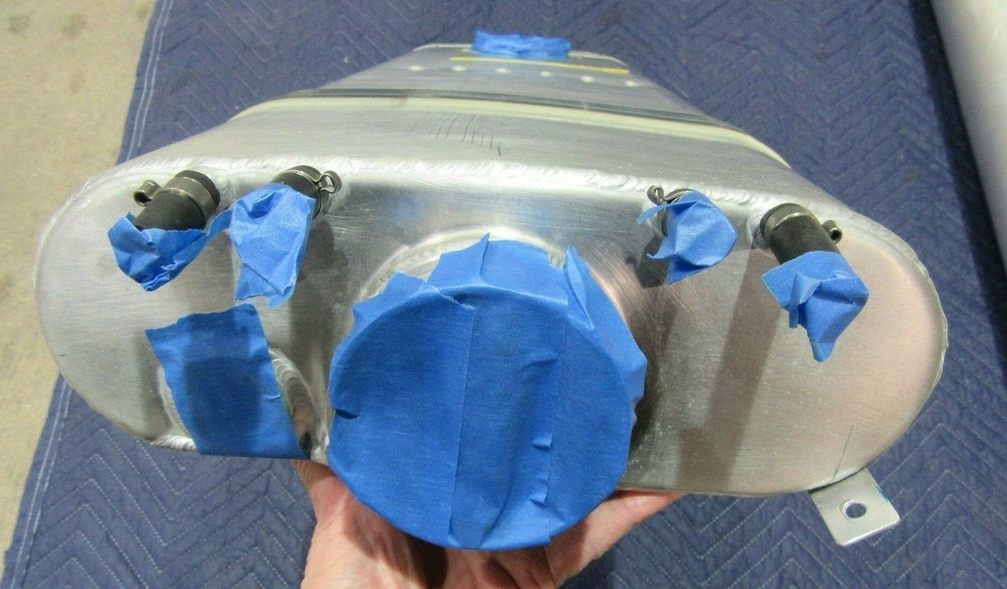Diamond DA40-180 Fuel Tank RH Outboard P/N D41-2807-00-00 (0219-280)