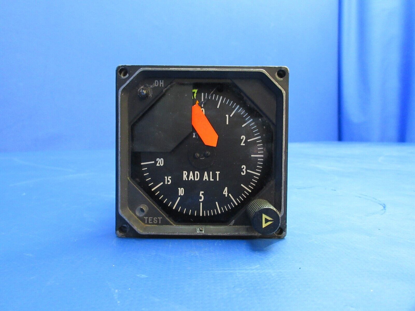 Collins Radio Altimeter Indicator P/N 339H-4, 622-1204-002 CORE (10223-905)