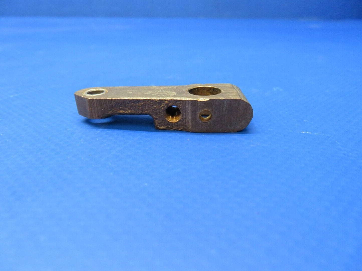 Continental Fuel Throttle Metering Shaft Lever P/N 632555-5 NOS (1022-432)