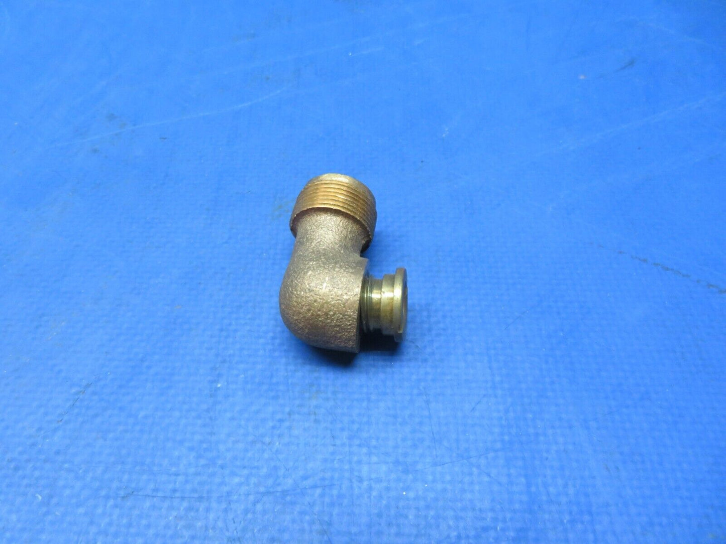 Fitting & Insert P/N 6818, 6817 NOS (1023-189)
