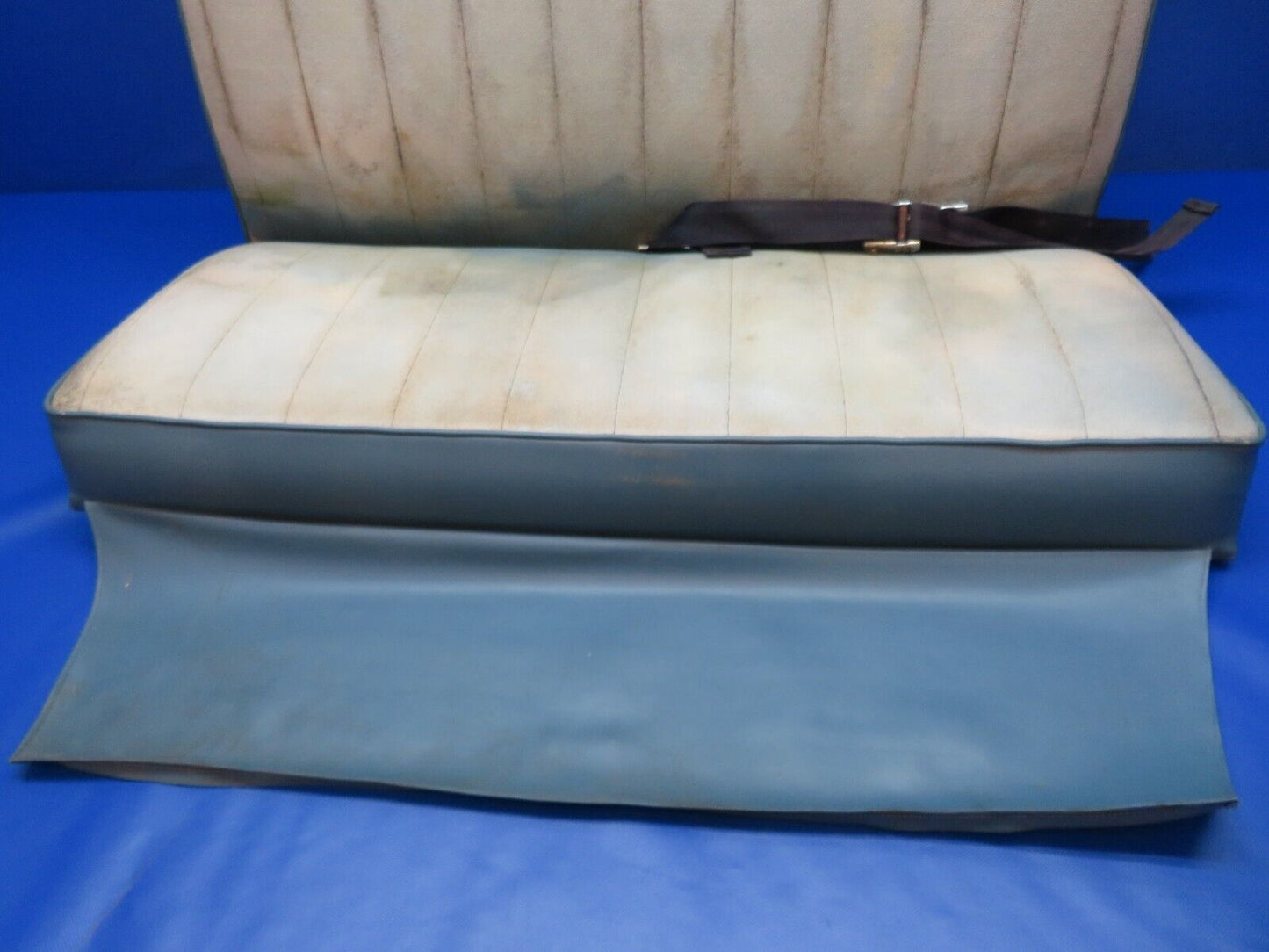 Piper PA-24-180 Rear Seat Assy P/N 21738-03 (1223-1420)