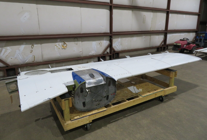 1978 Piper PA-34-200T Seneca RH Wing P/N 37093-04 (0423-103)