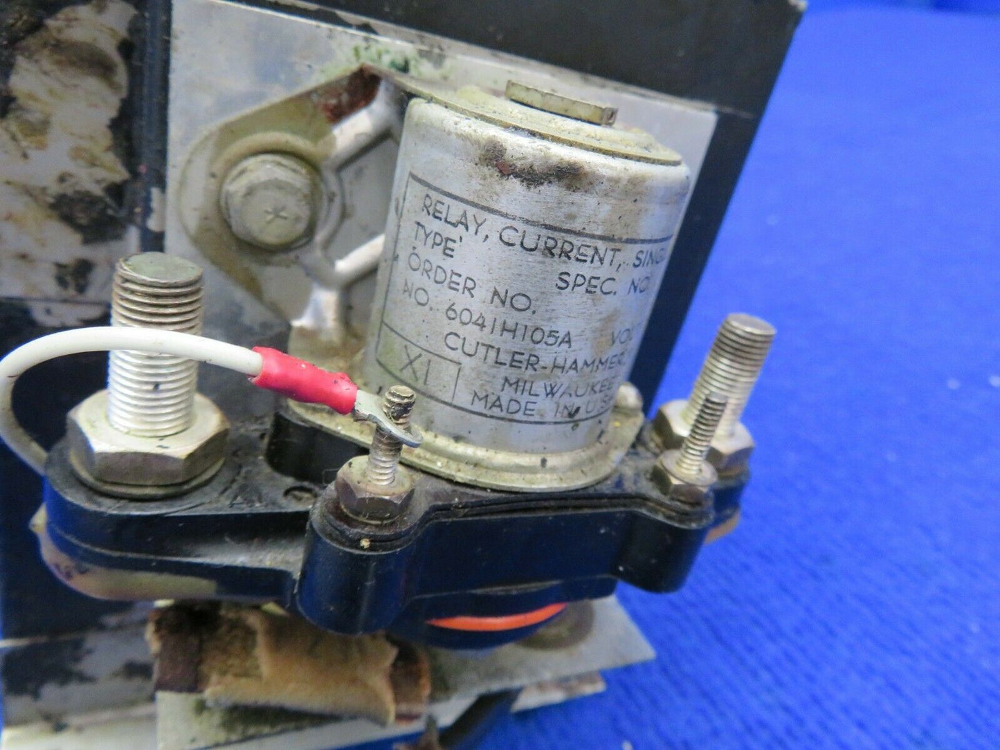Piper PA-32-300 Cherokee Battery Box w/ Lid & Cutler Hammer 12V Relay (0122-485)