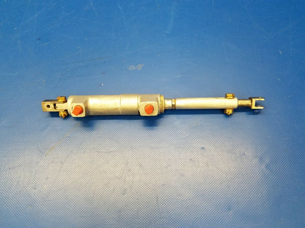 Beech Sierra Retract Lock Nose Gear Actuator P/N 169-380072-1 (0216-20)