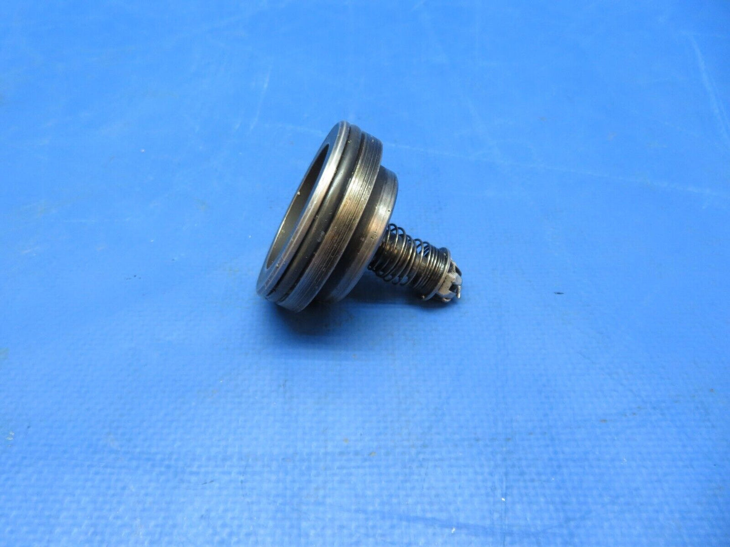 Continental E225-8 Oil Check Valve Assy P/N A25132 (0723-657)