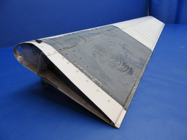 Piper PA-28 RH Flap P/N 62320-02 (0423-240)