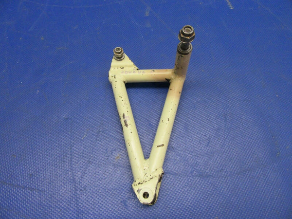 Mooney M20G Bellcrank Retracting Manual Gear Retract RH P/N 560202-002 (0921-424