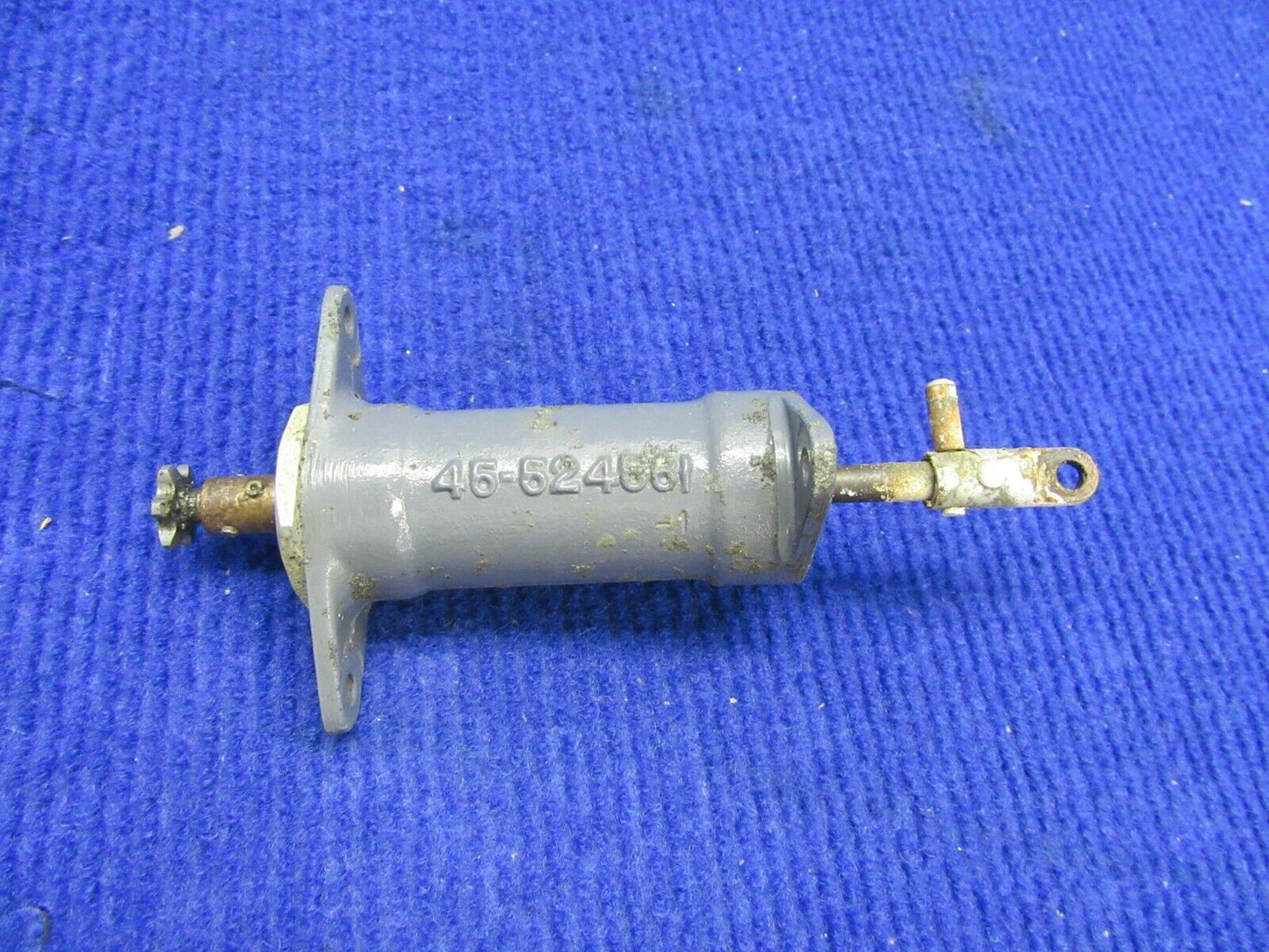 Beech Baron 95-B55 Trim Tab Actuator P/N 95-521000-603 (1221-405)