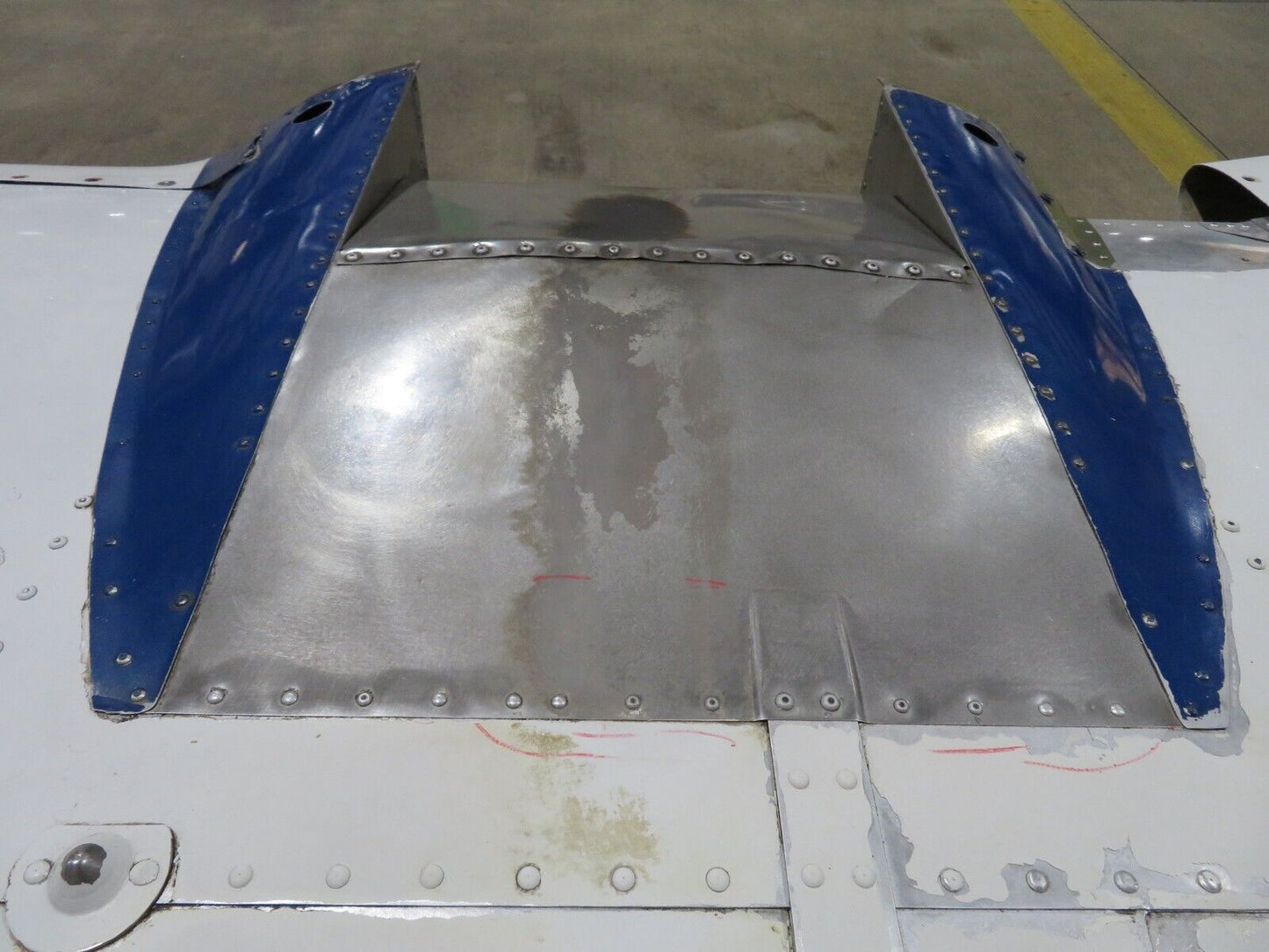 1978 Piper PA-34-200T Seneca RH Wing P/N 37093-04 (0423-103)