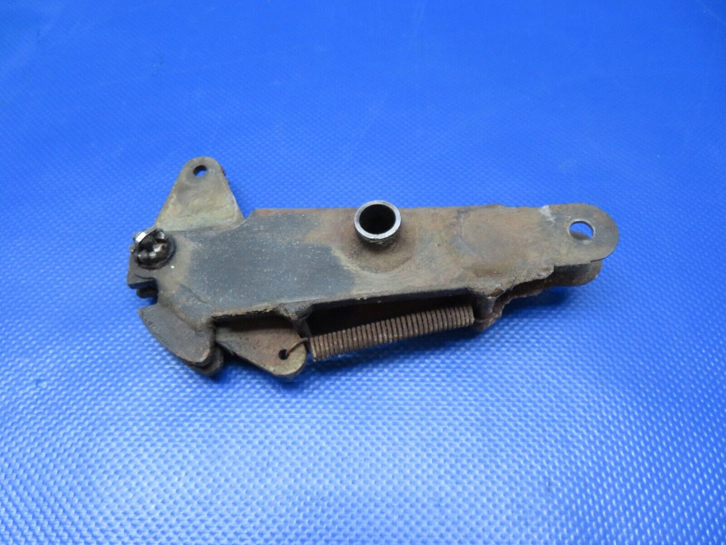 Piper PA-24-180 Flap Bellcrank Assy P/N 21717-00 (1223-276)