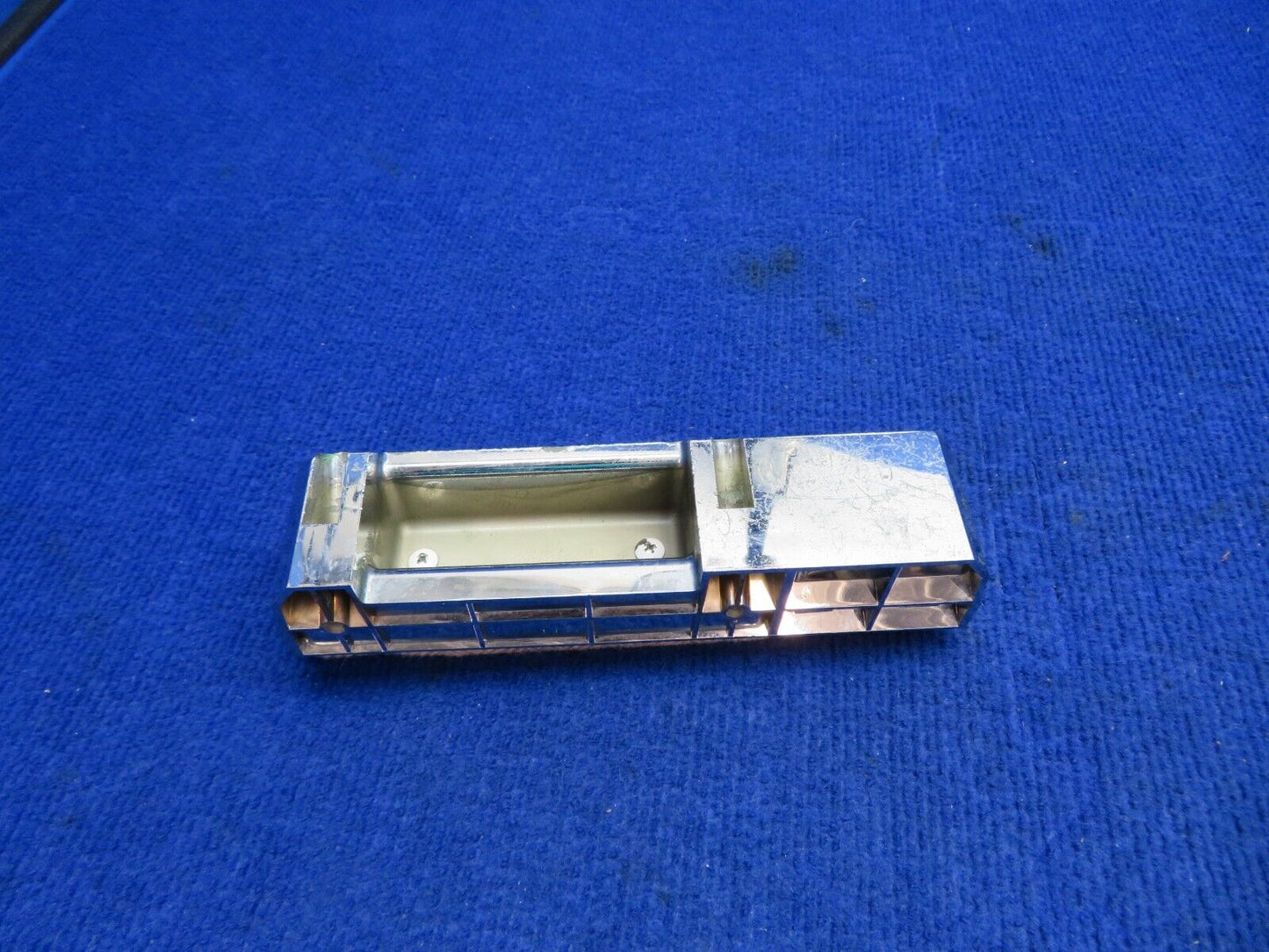 Piper LH Arm Rest P/N 66710 (0822-388)