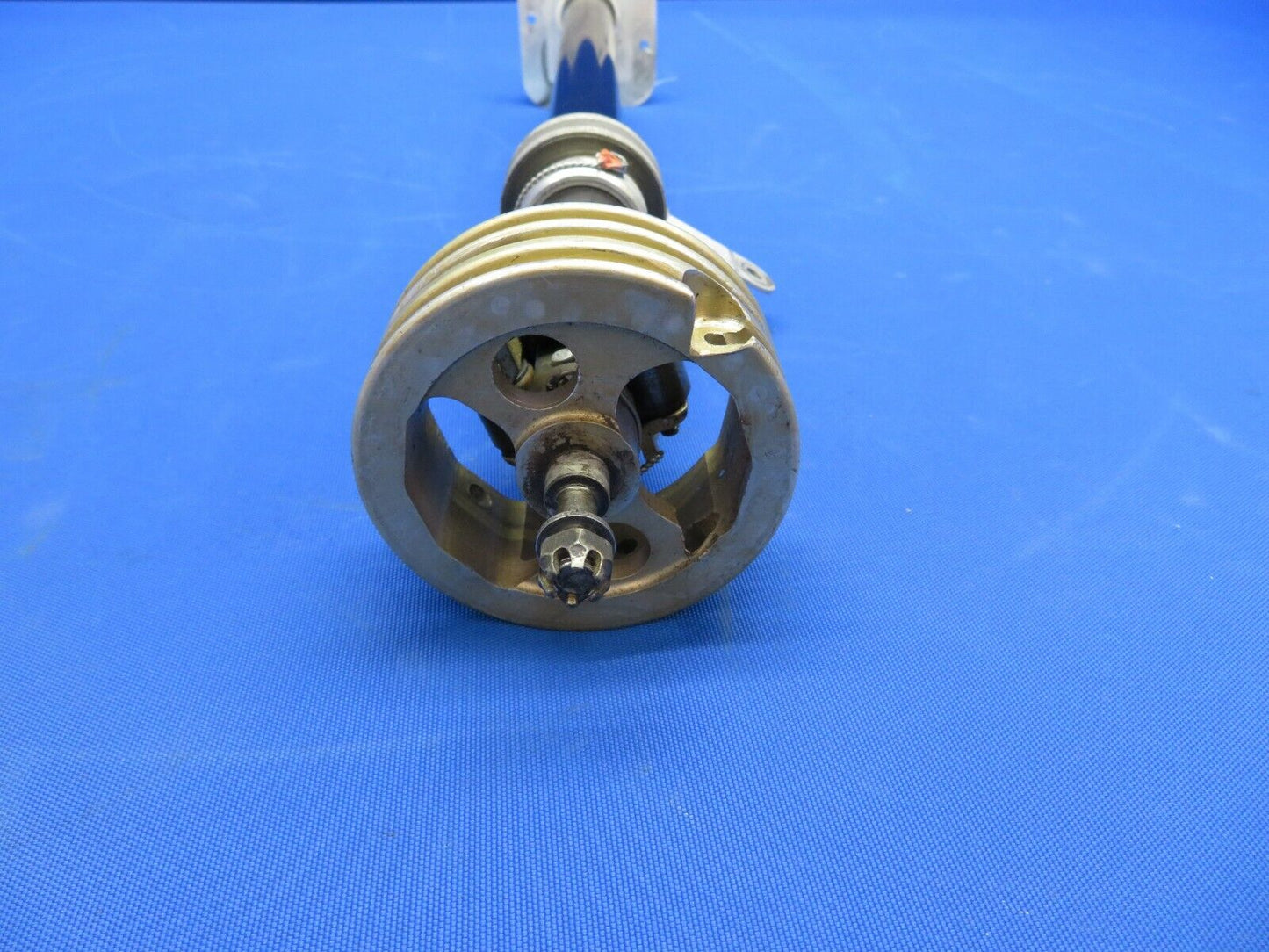 Cessna 182P Control Tube & Bearing Assembly RH P/N 1260143-12 (0920-155)
