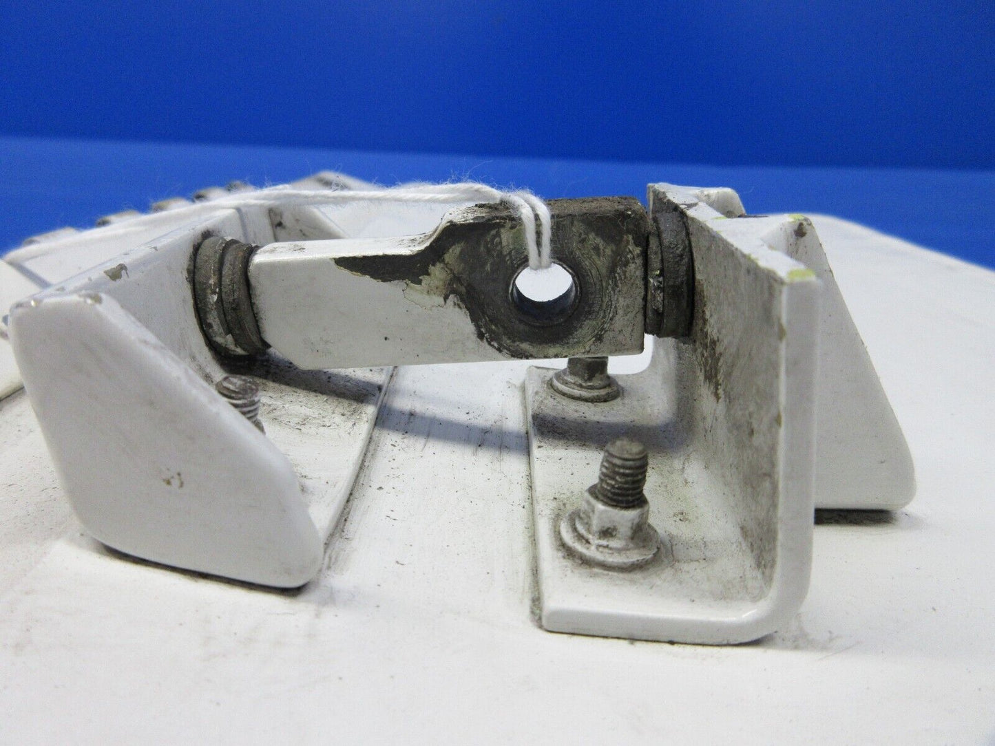 Beech King Air 200 Main Gear Door RH OTBD LH INBD P/N 99810030-4 (0224-1369)