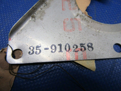 Beech "E-Series" Bonanza Baffle Support Bracket RH Rear 35-910258 NOS (1021-231)