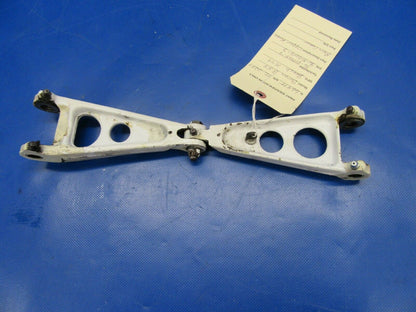 Beech Baron B-55 Main Gear Torque Knee P/N 36-810015-7 & 36-810015-3 (0219-360)