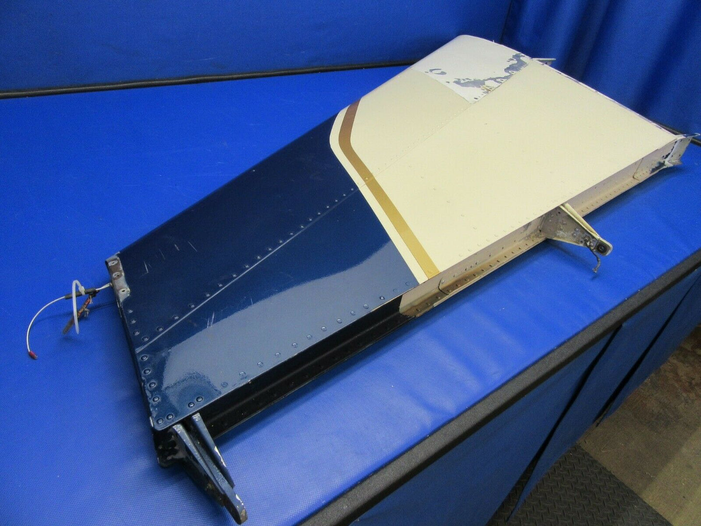 Beech B55 Baron Vertical Stabilizer P/N 96-640000-606 (0321-235)