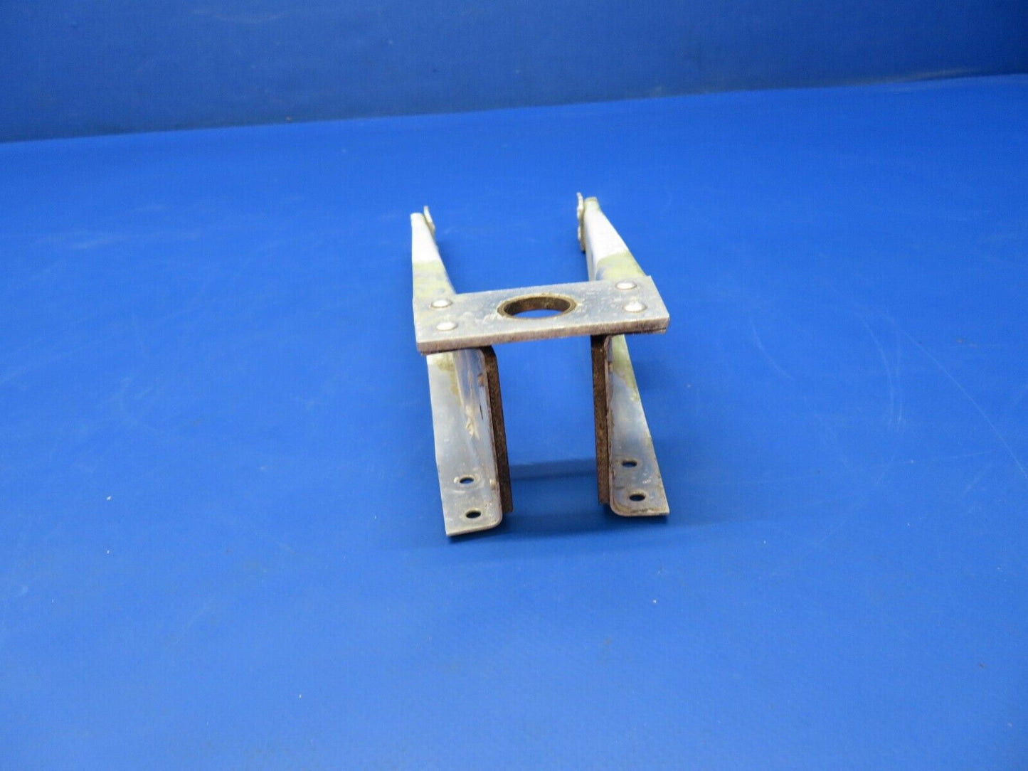 Piper PA-28R-201T Stabilator Trim Rib P/N 65244-00 (1122-421)