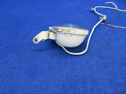 1956 Cessna 310 Taxi Light Assy Nose Gear P/N 0842215-8 (0522-319)