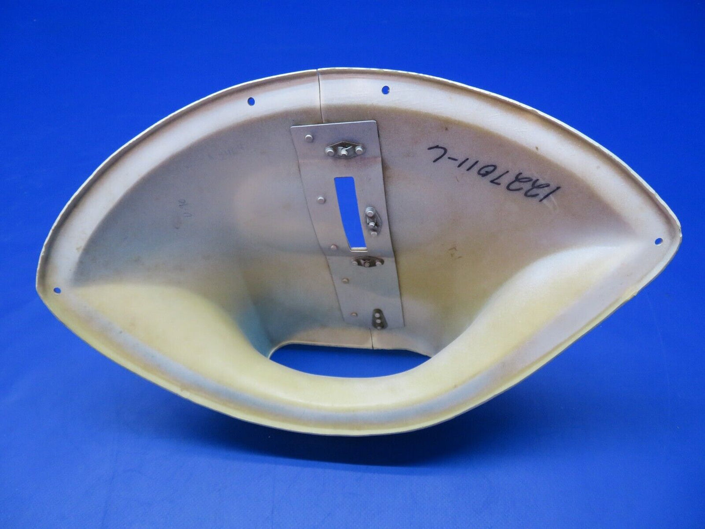 Cessna 207 Upper RH Strut Fairing Cuff P/N 1227011-6 (1122-387)