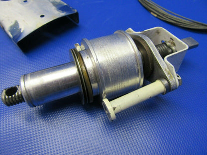 Piper PA-32RT-300 Lance II Stabilator Trim Barrel Assy P/N 78925-03 (0121-218)