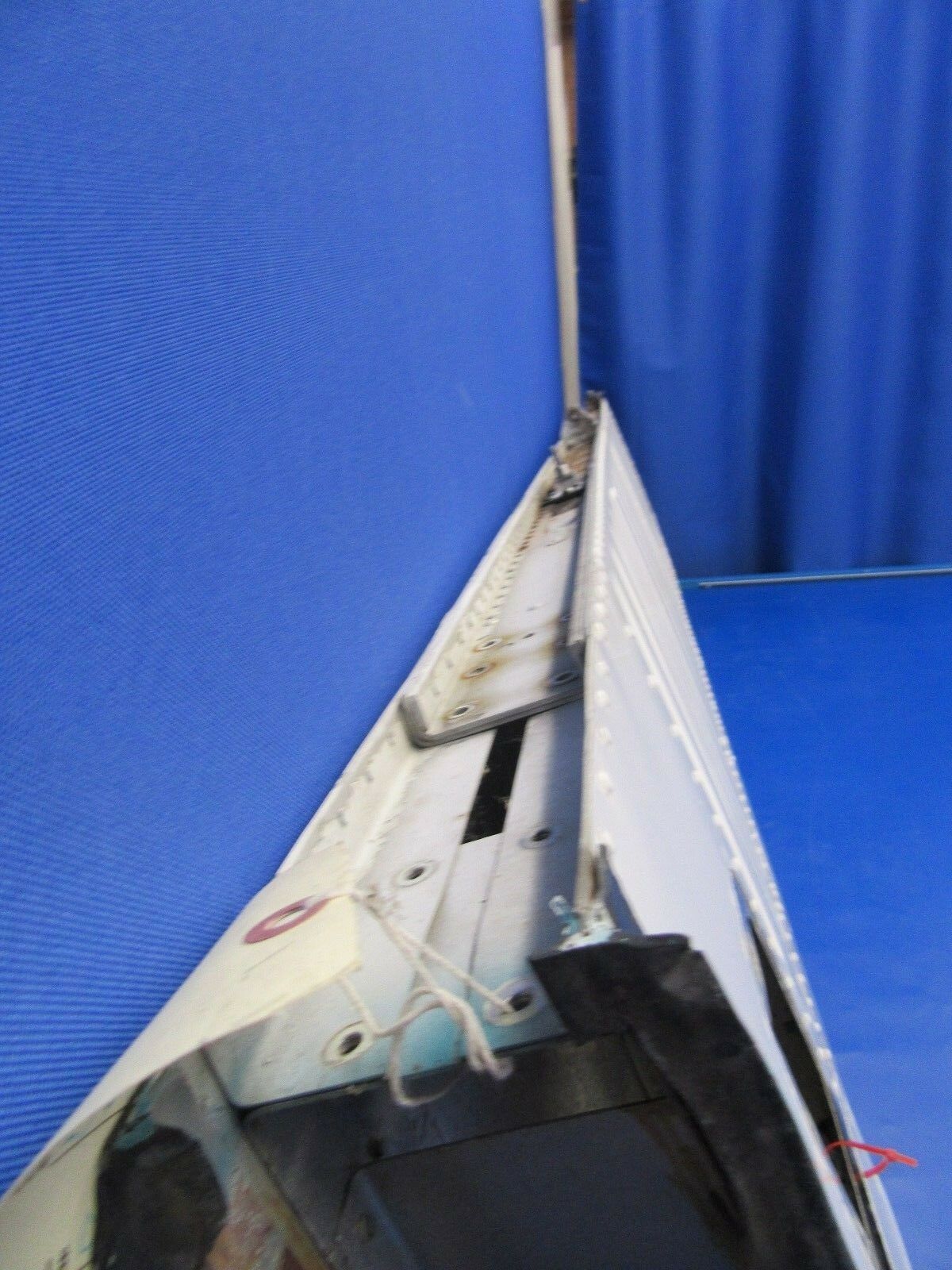 Beech Baron 95-B55 Horizontal Stabilizer RH P/N 95-620010-634 w/Trim (0118-188)
