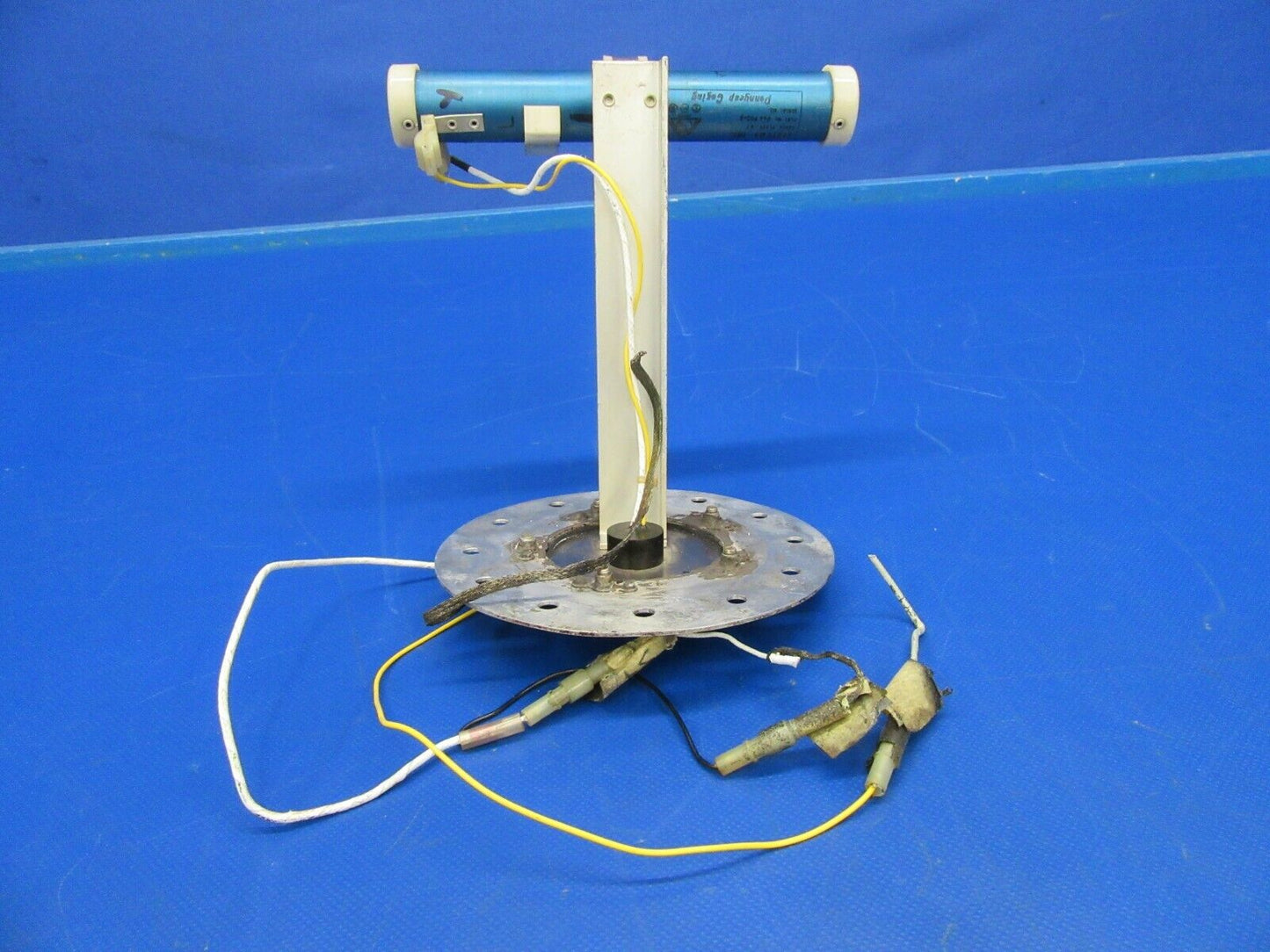 Cessna 310 / T310Q Sensor-Fuel Sending RH Wing P/N PAA700-2 (0619-335)