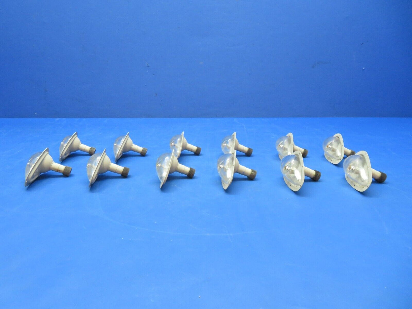 Grimes Aviation Upward Light 13v AN3097-1 Cracked Lenses LOT OF 12 (0923-552)