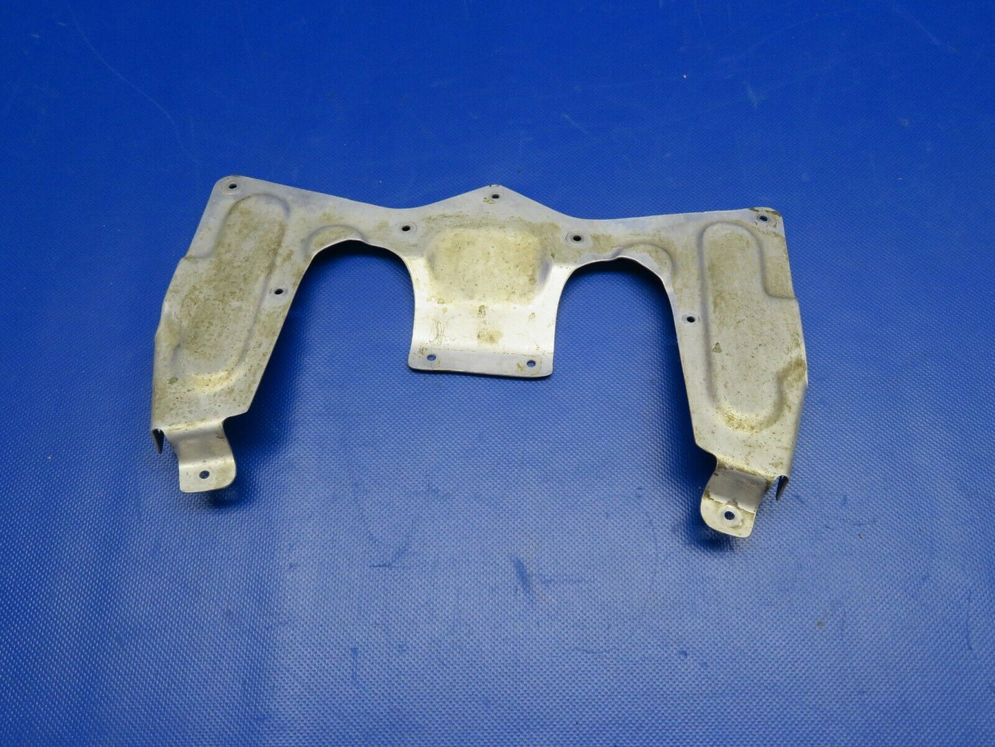 1960 Cessna 210 Bracket Main Gear Door Uplock P/N 1241020-1 (0221-178)