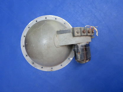 Cessna 310 / 310F Grimes Retractable Landing Light P/N G-3801A-1A (1123-817)