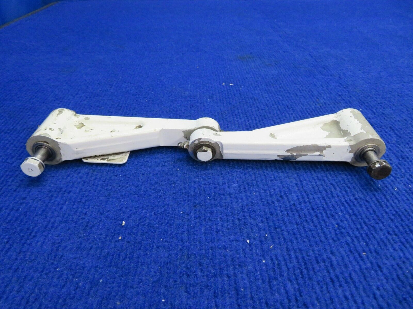Cessna 310 Torque Link Assy LH Main Gear Upper & Lower P/N 0841000-65 (0522-365)