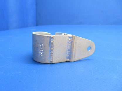Cessna 185 Clamp Assy for SK 185-11 P/N 0742137-1 NOS (1122-509)