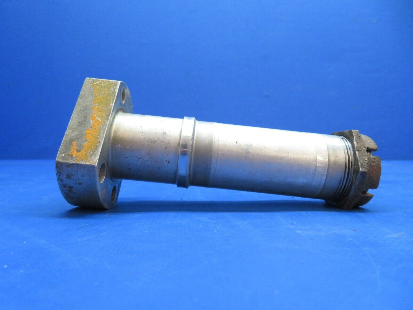Early Cessna 182 Axle -Solid Aluminum Main Gear P/N 0541124-1 (1023-306)
