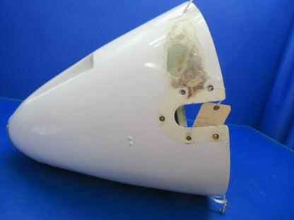 1964 Beech Baron 95-B55 Nose Cone w/ Taxi Light P/N 96-410021-607 (0620-552)