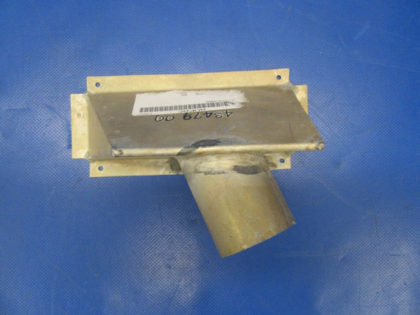 Piper PA-31 Navajo Heater Outlet Box Assy P/N 43479-000 LH (0419-35)