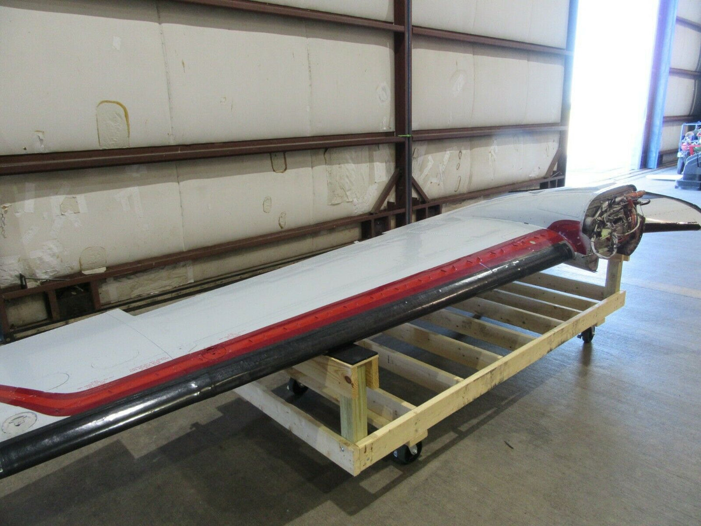 Beech Baron 58P RH Wing Assembly P/N 102-10010-602 (0620-214)