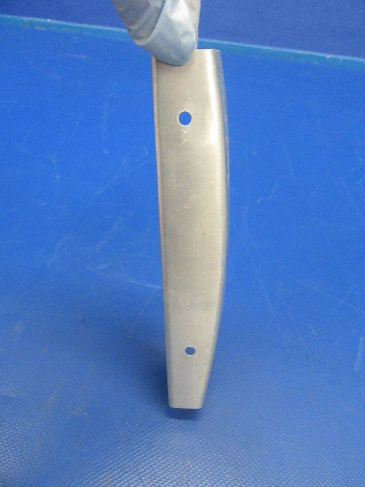 Cessna 210 Mount Hinge LH P/N 1213263-1 NOS (0818-399)