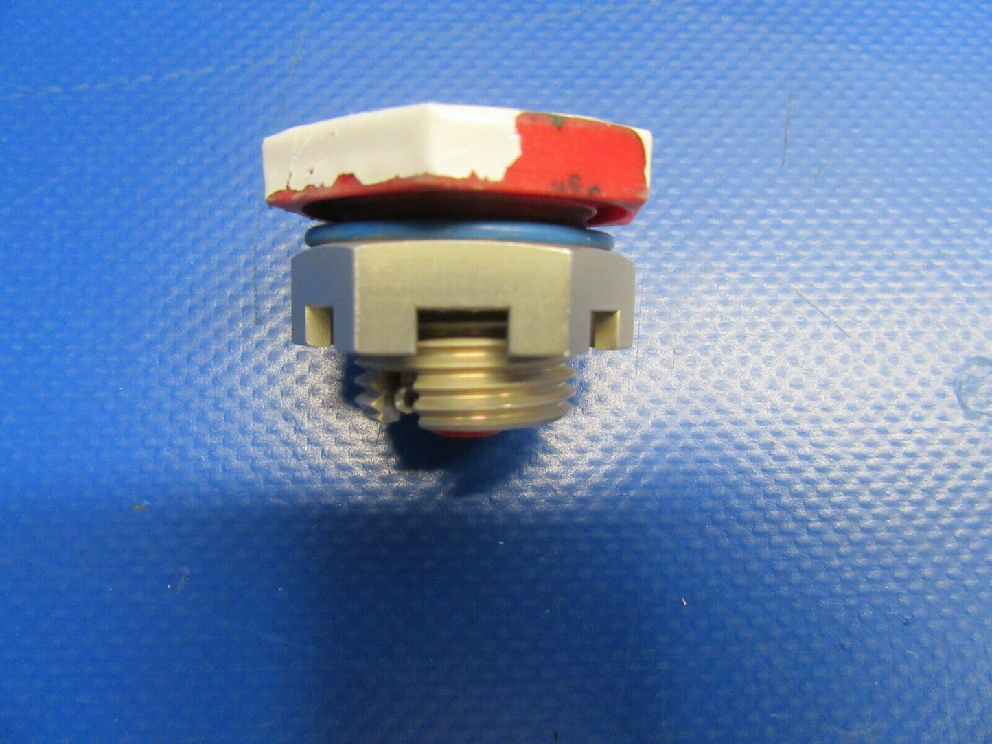 2003 Cirrus SR22 Shaw Aero Devices Drain Valve Glycol Tank VD82-2517 (1019-85)