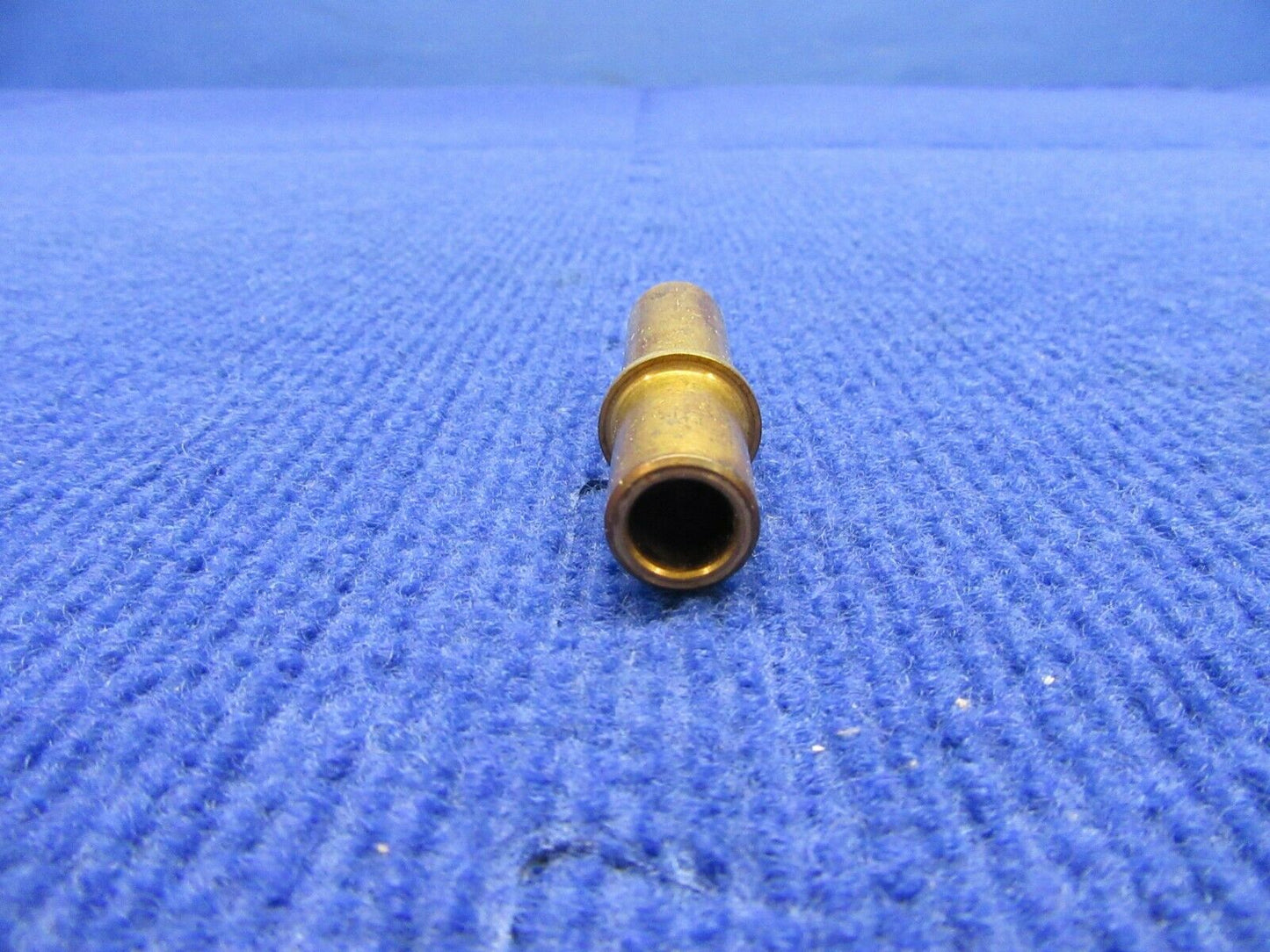 Lycoming Guide Valve Intake P/N 66713-P05 NOS LOT OF 6 (1121-610)