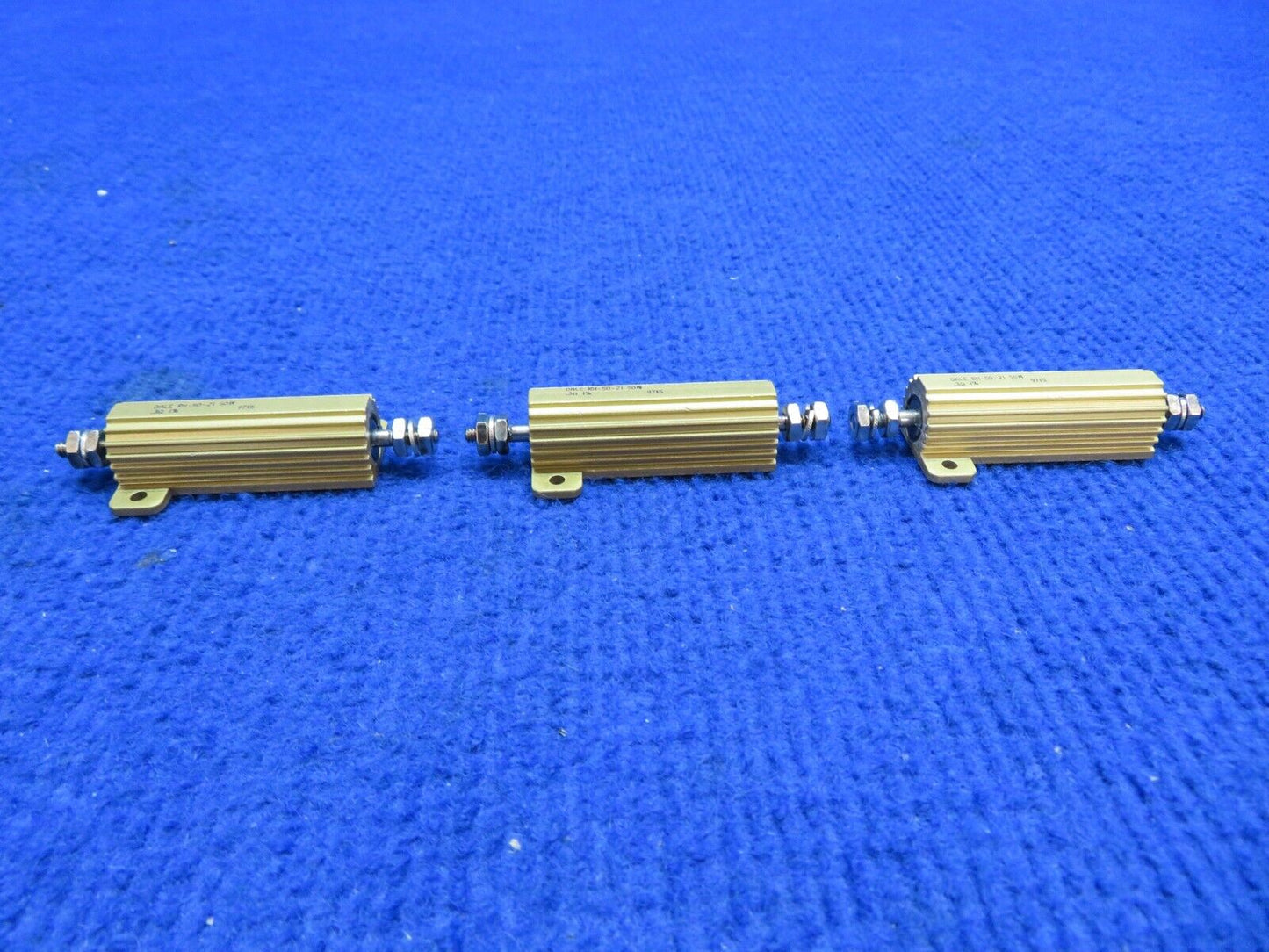 Beechcraft Resistor P/N RH50-21 0.3OHM LOT OF 3 NOS (0722-443)
